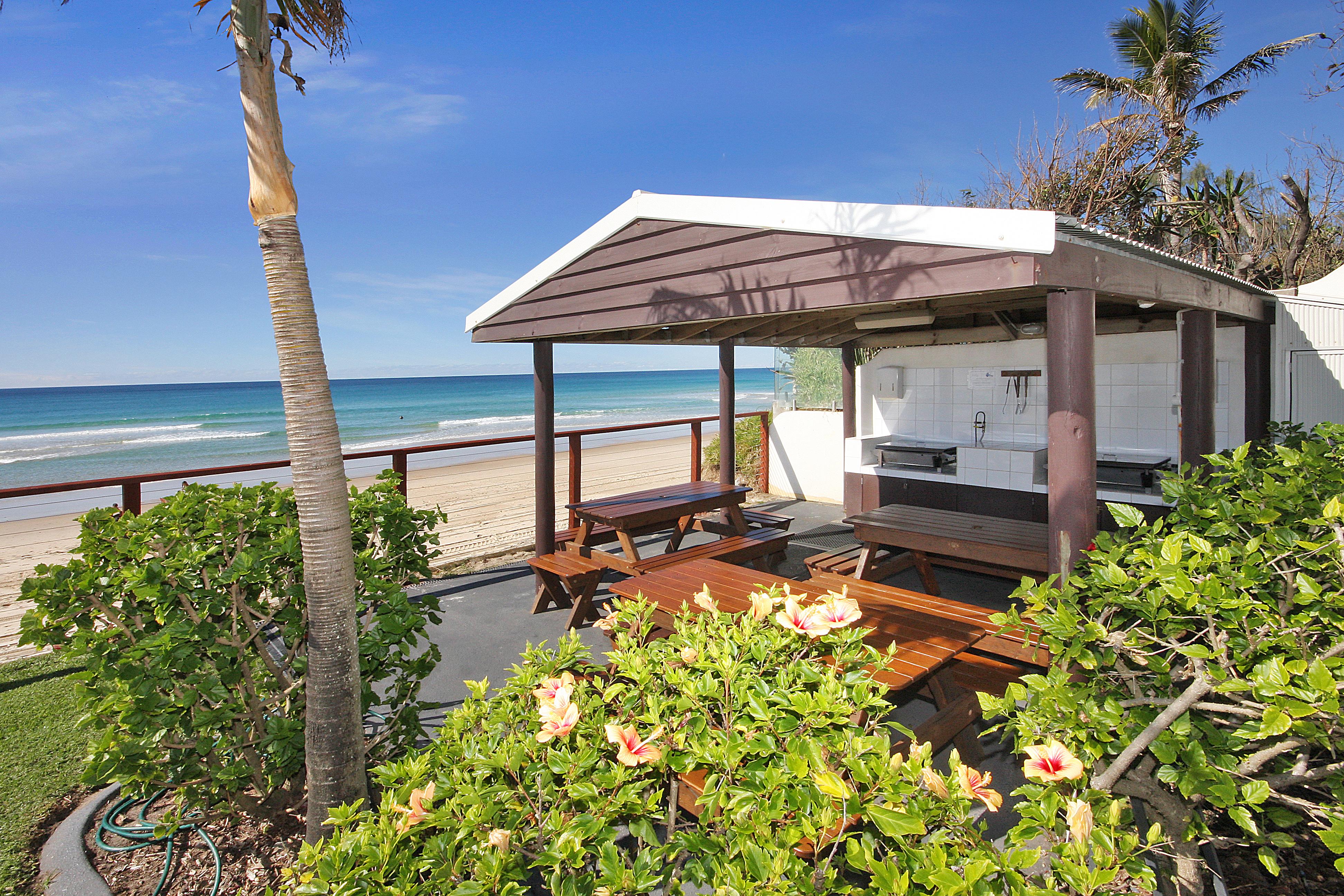 สปินดริฟออนเดอะบีชอพาร์ทเม้น Aparthotel Mermaid Beach ภายนอก รูปภาพ