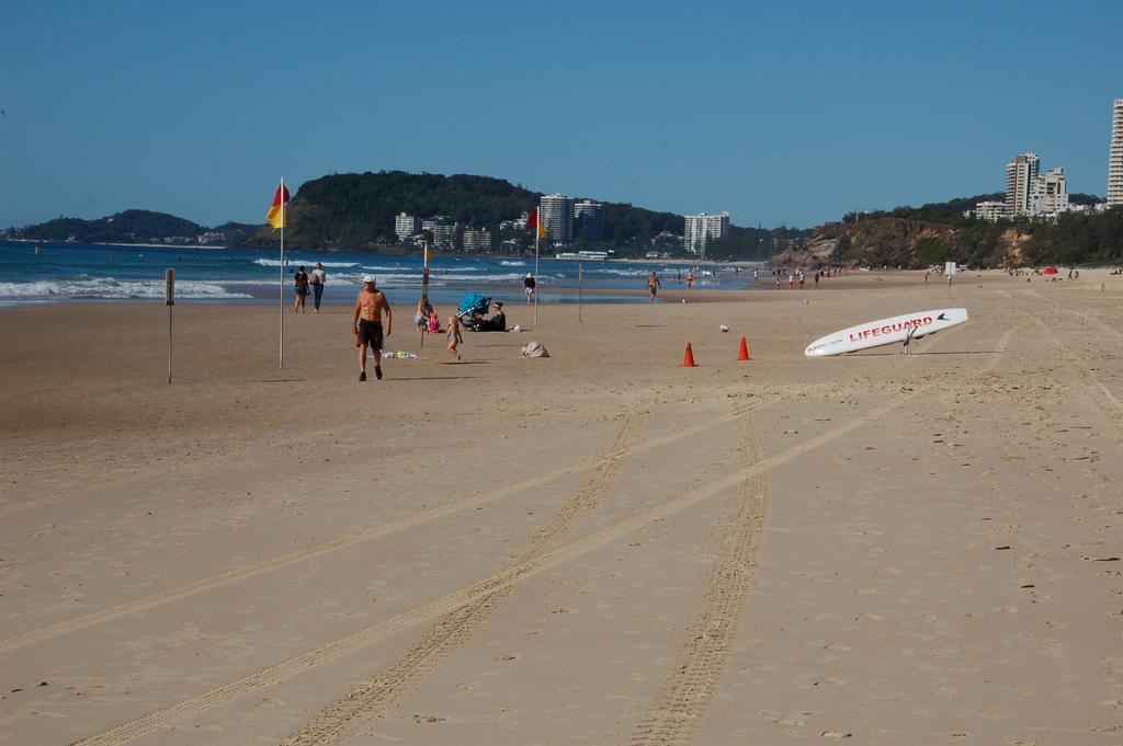 สปินดริฟออนเดอะบีชอพาร์ทเม้น Aparthotel Mermaid Beach ภายนอก รูปภาพ